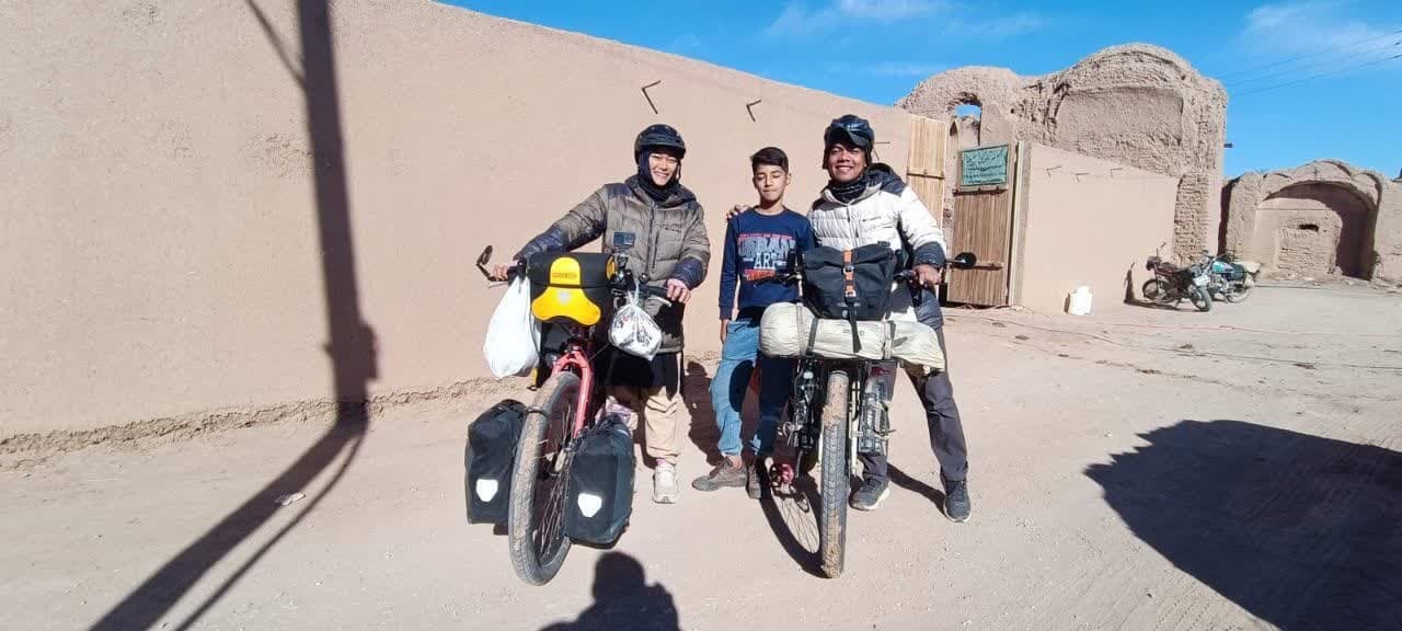 میزبانی طبس از ۱۵ گردشگر خارجی در نوروز ۱۴۰۴ میزبانی طبس از ۱۵ گردشگر خارجی در نوروز ۱۴۰۴