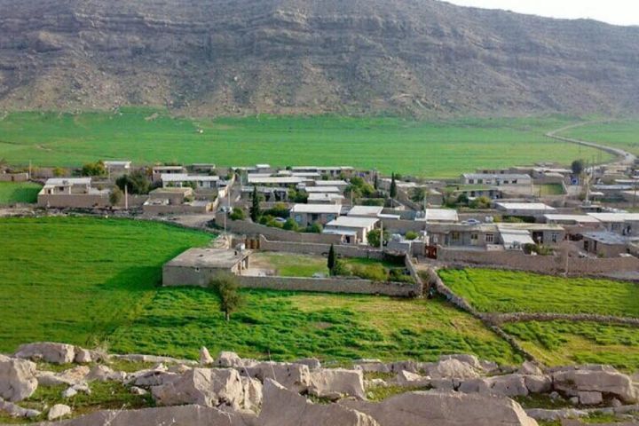 مروری بر چند برنامه تلویزیونی