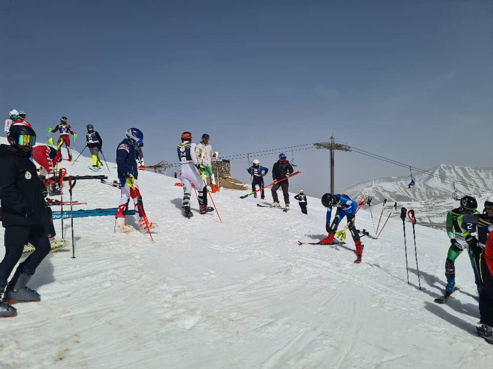 مسابقات بین‌المللی فیز و شهرنشینان اسکی آلپاین؛ نتایج روز نخست مارپیچ کوچک