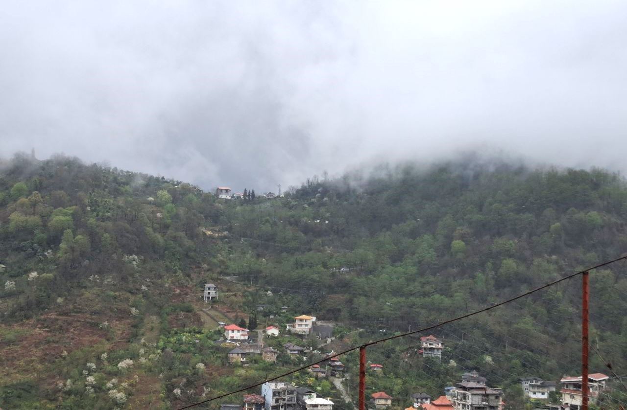 بارش رگبار‌های بهاری در سراسر گیلان