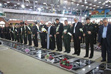 میهمانی لاله‌ها گرامیداشت شهدای ارتش در رشت