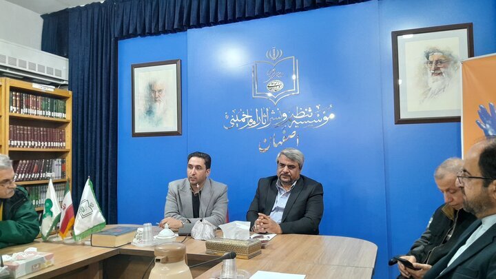 ۲۵دی اختتامیه بخش نمایشنامه نویسی تئاتر روح الله ۲۵دی اختتامیه بخش نمایشنامه نویسی تئاتر روح الله