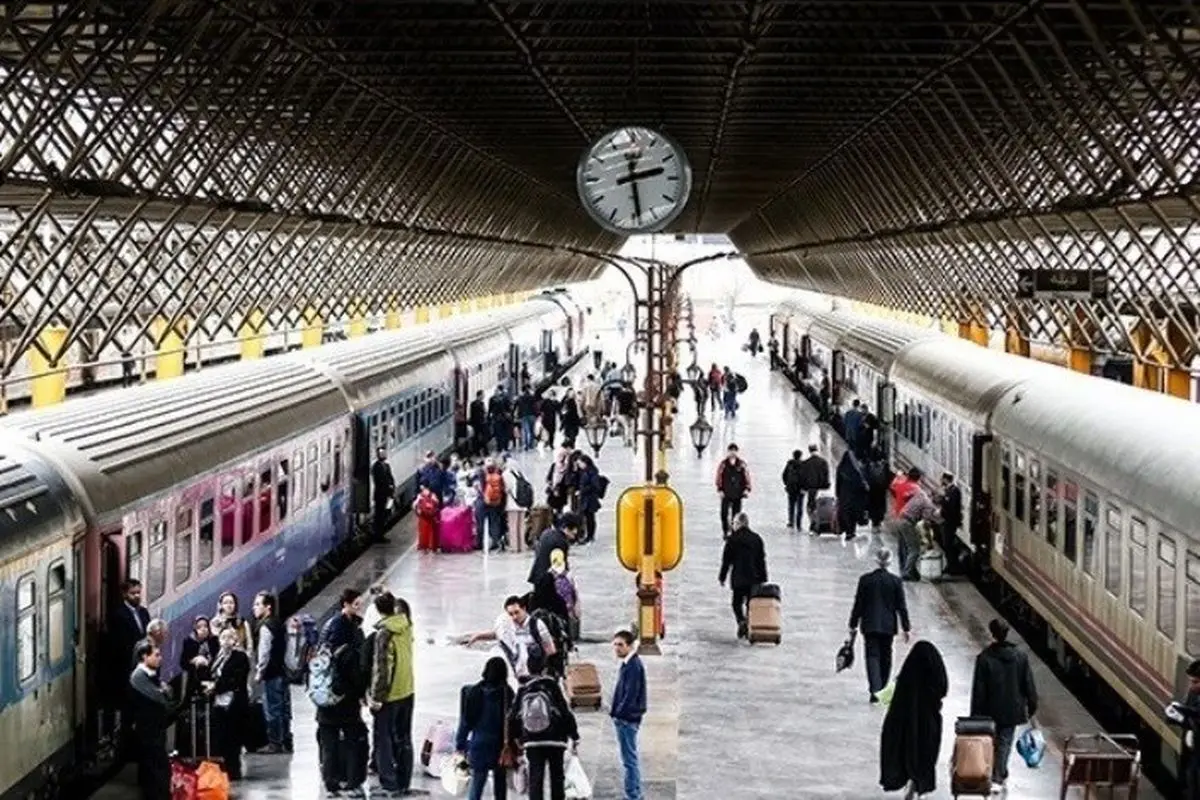 آغاز پیشفروش بلیت قطارهای مسافری دهه نخست بهمن از امروز آغاز پیشفروش بلیت قطارهای مسافری دهه نخست بهمن از امروز