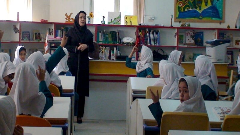 تمامی مدارس کشور فردا یکشنبه دایر است تمامی مدارس کشور فردا یکشنبه دایر است