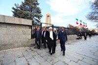 بازدید معاون حقوقی رئیس‌جمهور از آرامگاه بوعلی سینا