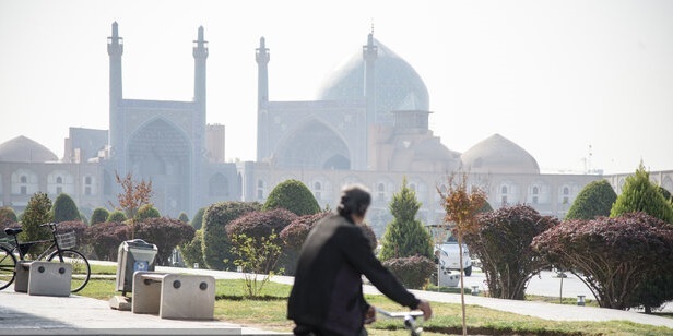 هوای اصفهان و ۲ شهر مجاور ناسالم شد هوای اصفهان و ۲ شهر مجاور ناسالم شد