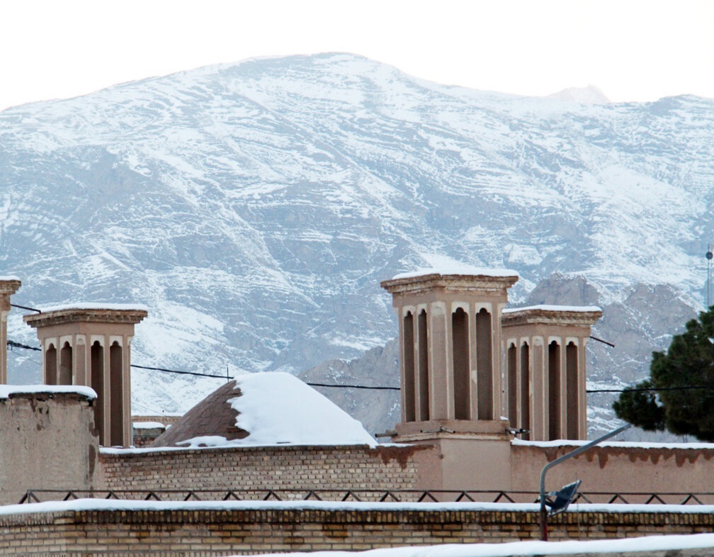 آغاز بارش برف و باران در استان یزد آغاز بارش برف و باران در استان یزد