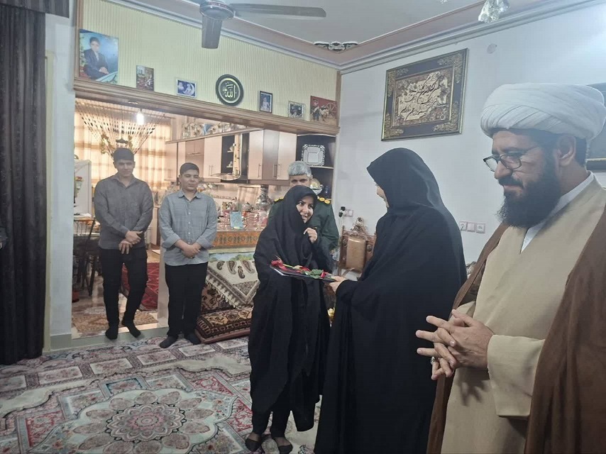 دیدار مسئولان مهولات با آسیبدیدگان در اغتشاشات اخیر دیدار مسئولان مهولات با آسیبدیدگان در اغتشاشات اخیر