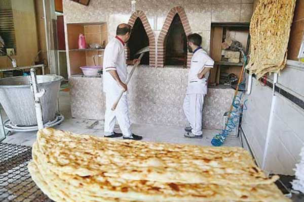 سهمیه آرد نانوایی‌های متخلف به سایر نانوا‌ها داده می‌شود