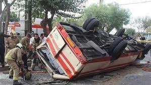 ۱۱ مصدوم بر اثر واژگونی مینی‌بوس سرویس معدن در محور بردسکن- سبزوار