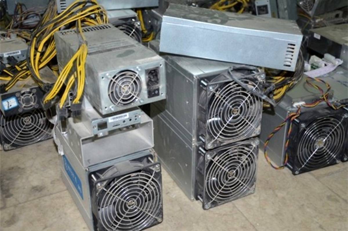 کشف دستگاه استخراج رمزارز در بم کشف دستگاه استخراج رمزارز در بم