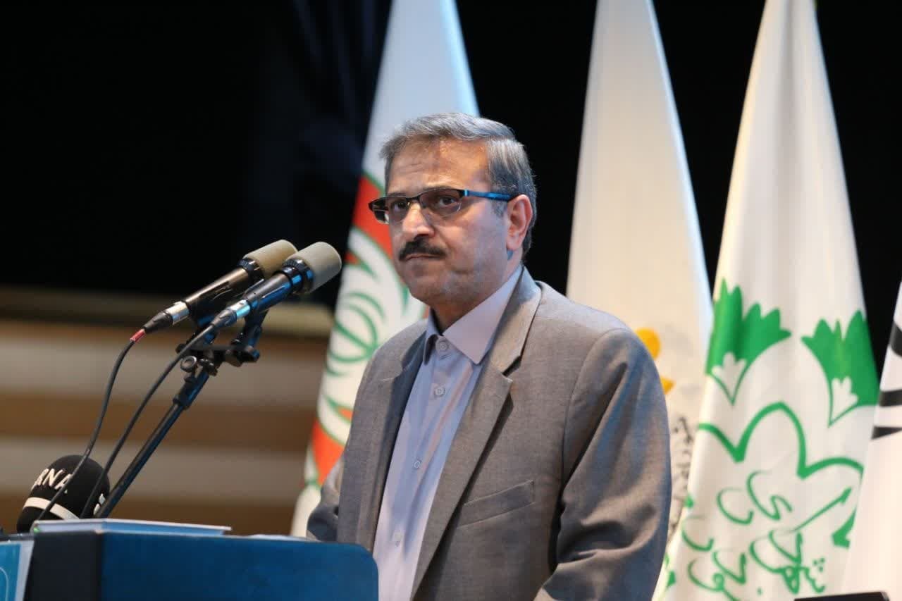 دولت چهاردهم به تصمیمهای شورایی باور دارد دولت چهاردهم به تصمیمهای شورایی باور دارد