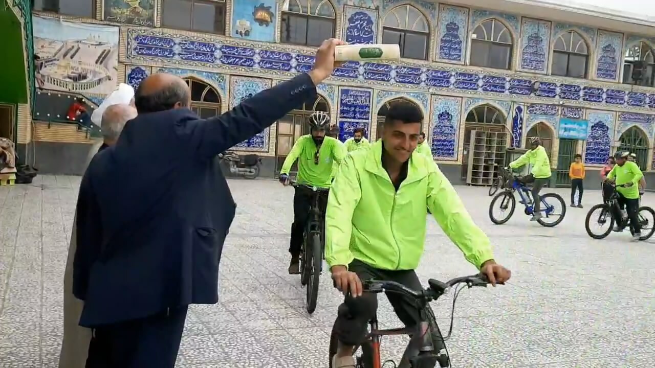 رکاب زنی دوچرخه سواران جویباری به مشهد الرضا