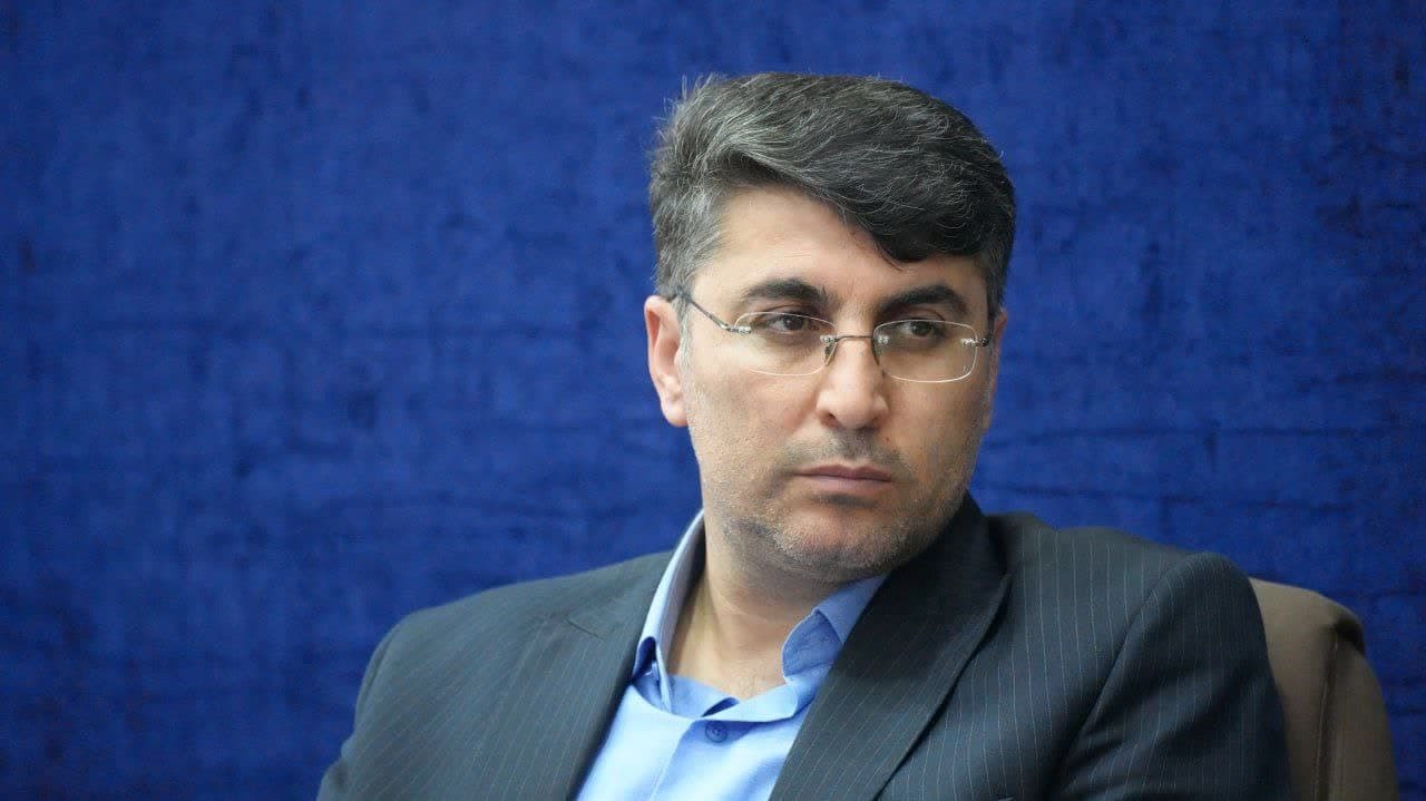 لزوم ساماندهی پایانه‌های کارگری و بازارچه‌های محلی ارومیه 