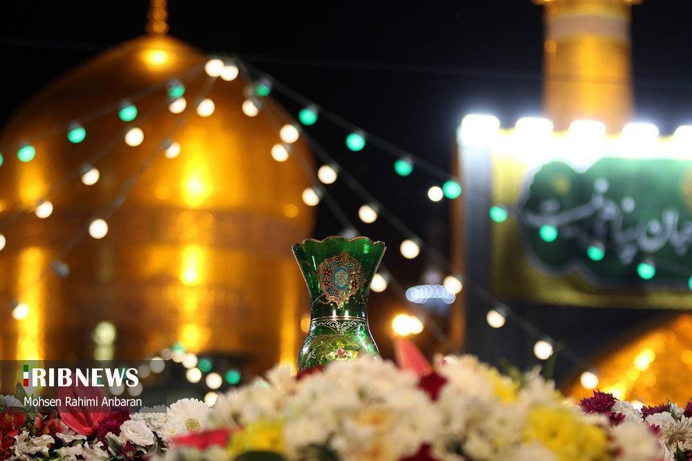 امروز روح و قلب تمام ایرانیان در مشهد الرضا