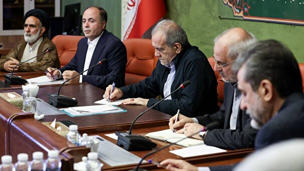 بازدید سرزده رئیس جمهور از وزارت جهاد کشاورزی