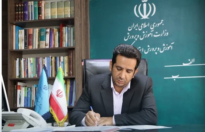 مدیران عامل برق شمال و جنوب استان دست با دامان آموزش و پرورش مدیران عامل برق شمال و جنوب استان دست با دامان آموزش و پرورش