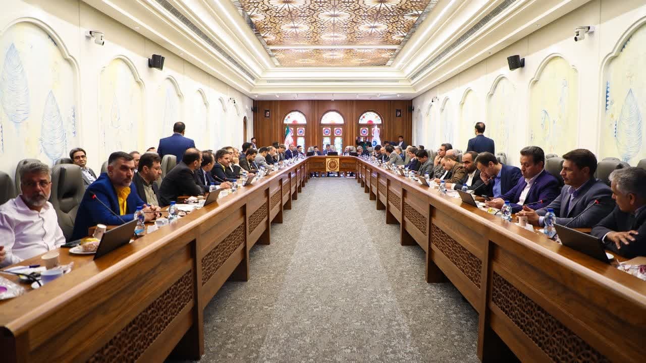 پیگیری مهمترین اولویتها و ضرورتهای مورد نیاز استان یزد پیگیری مهمترین اولویتها و ضرورتهای مورد نیاز استان یزد