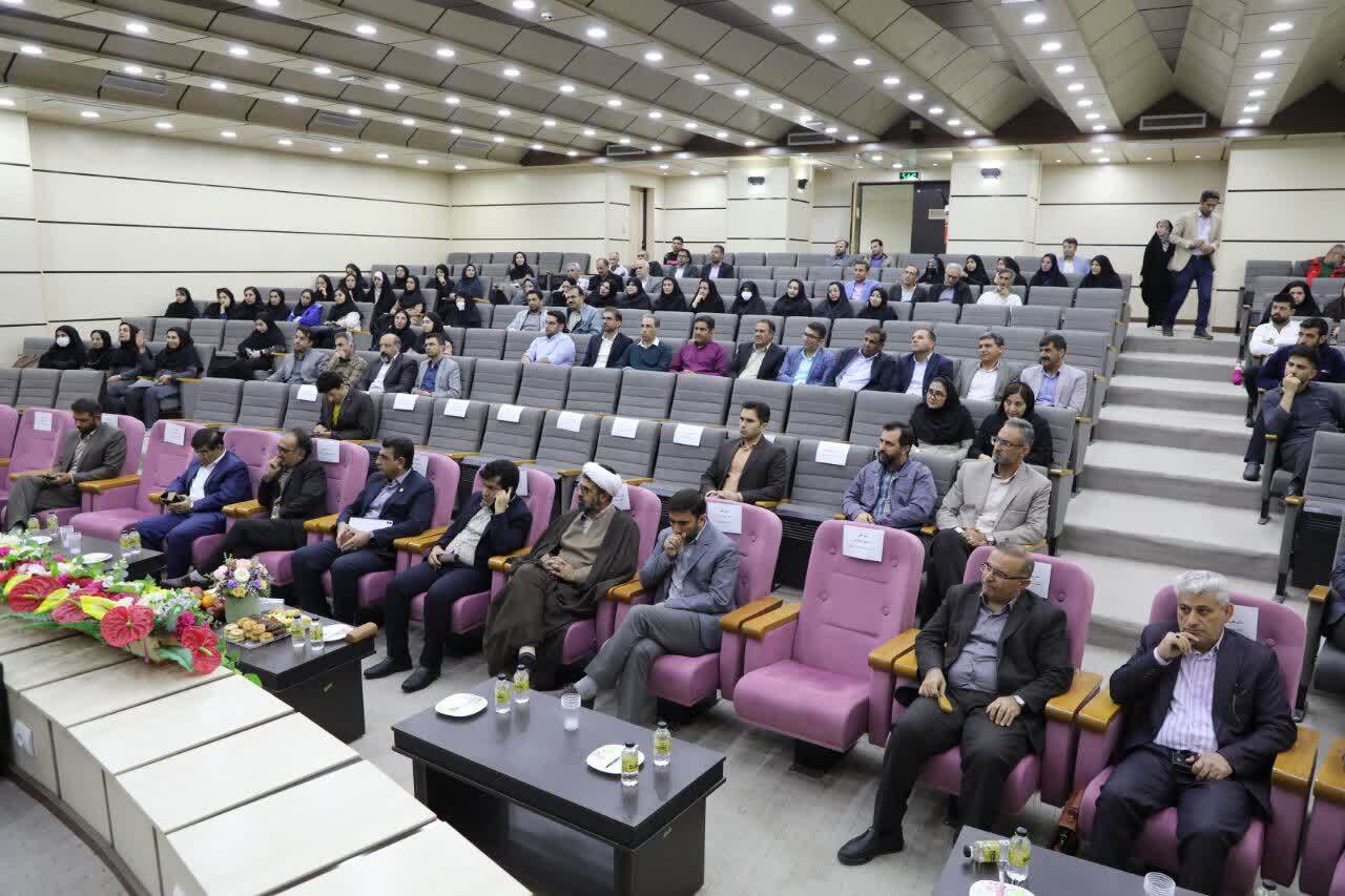 برگزاری گرامیداشت روز ملی آزمایشگاه و تقدیر از کارشناسان آزمایشگاه دانشگاه یاسوج