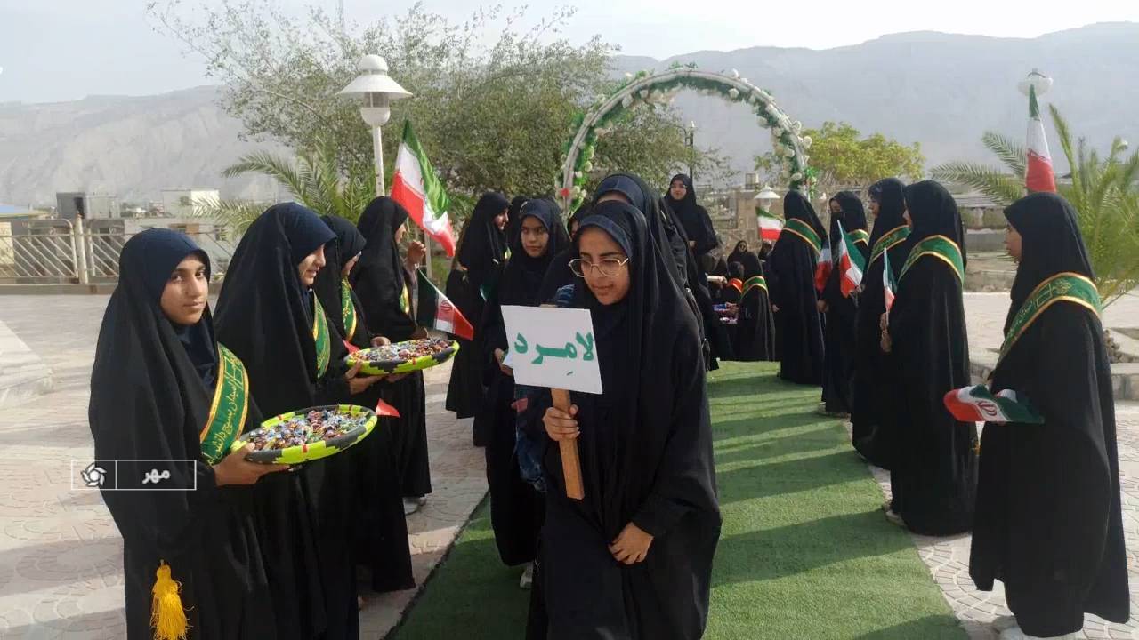 برگزاری مسابقات قرآن، عترت و نماز دانش آموزی در شهرستان مهر