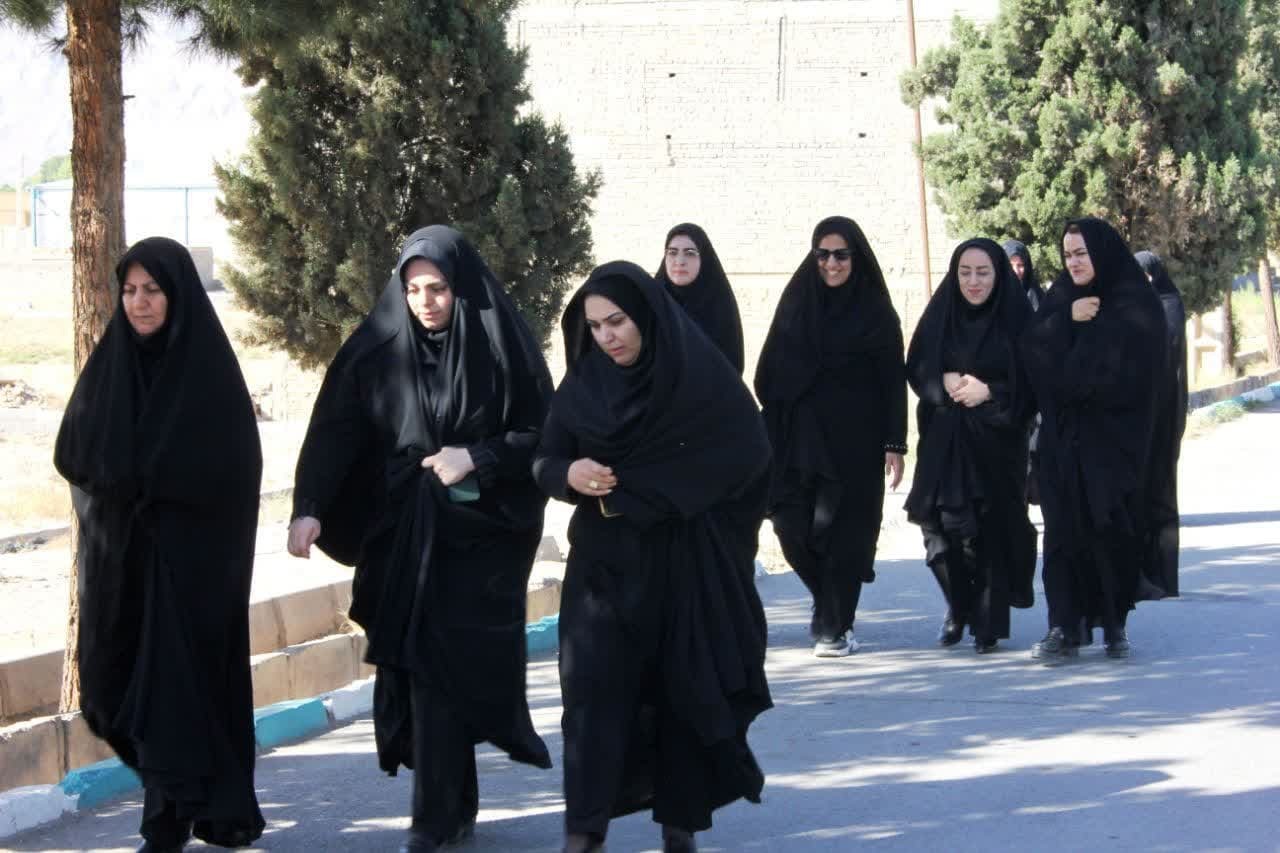 برگزاری پویش سلامتی را قدم بزن در مهریز