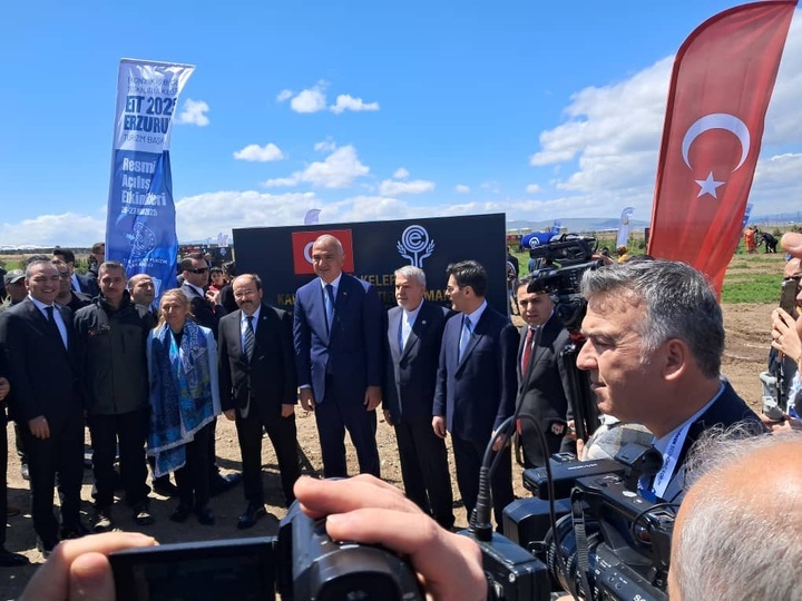 درختکاری نمادین وزرای گردشگری اکو به نام «ارزروم، شهر گردشگری ۲۰۲۵»