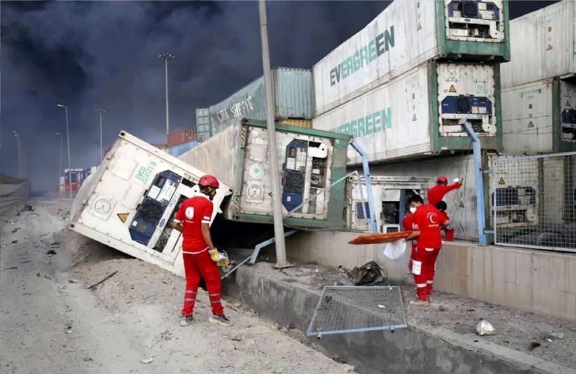 *** استقرار نیرو‌های پالایش و پخش در بندر شهید رجایی