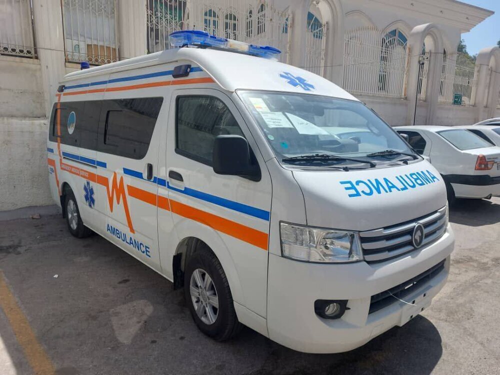 اهدای یک دستگاه آمبولانس پیشرفته به بیمارستان پارسیان