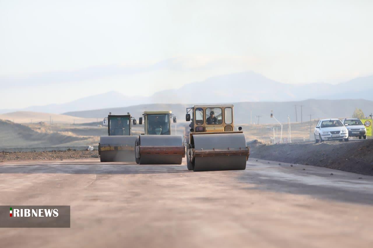 ۳۵ کیلومتر از بزرگراه اردبیل - سرچم شهریورماه به بهره‌برداری می‌رسد