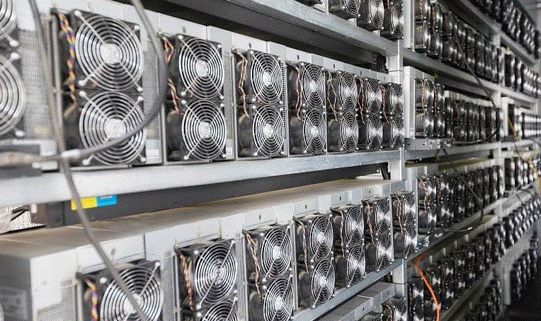 ضبط ۱۴ دستگاه ماینر قاچاق در مهاباد