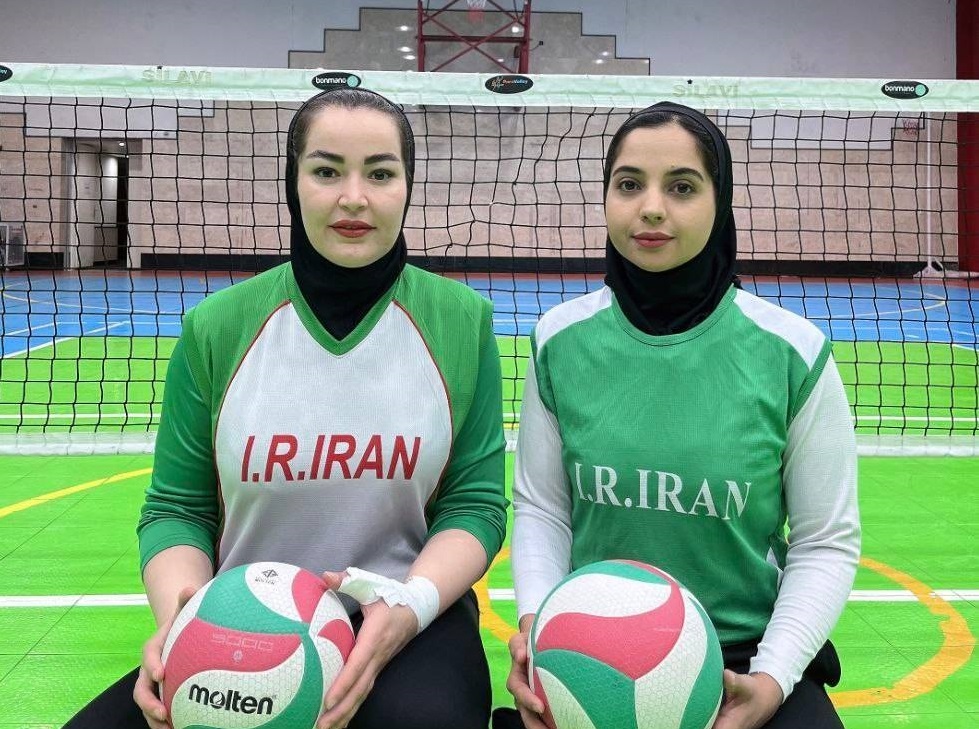 اعزام دو بانوی نیشابوری به مسابقات والیبال نشسته قهرمانی آسیا