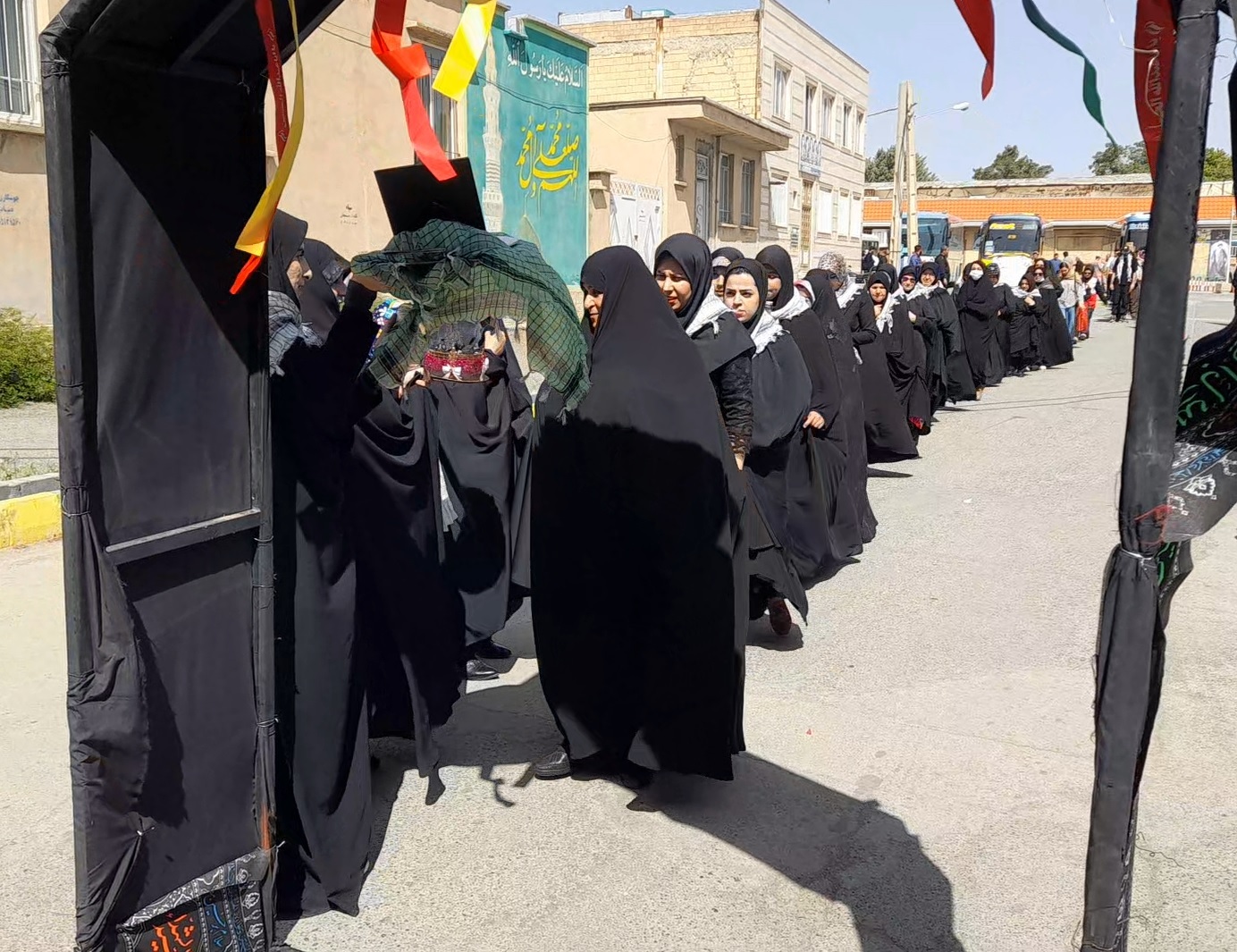 اعزام ۳ هزار زائر کردستانی به مرقد امام خمینی (ره)