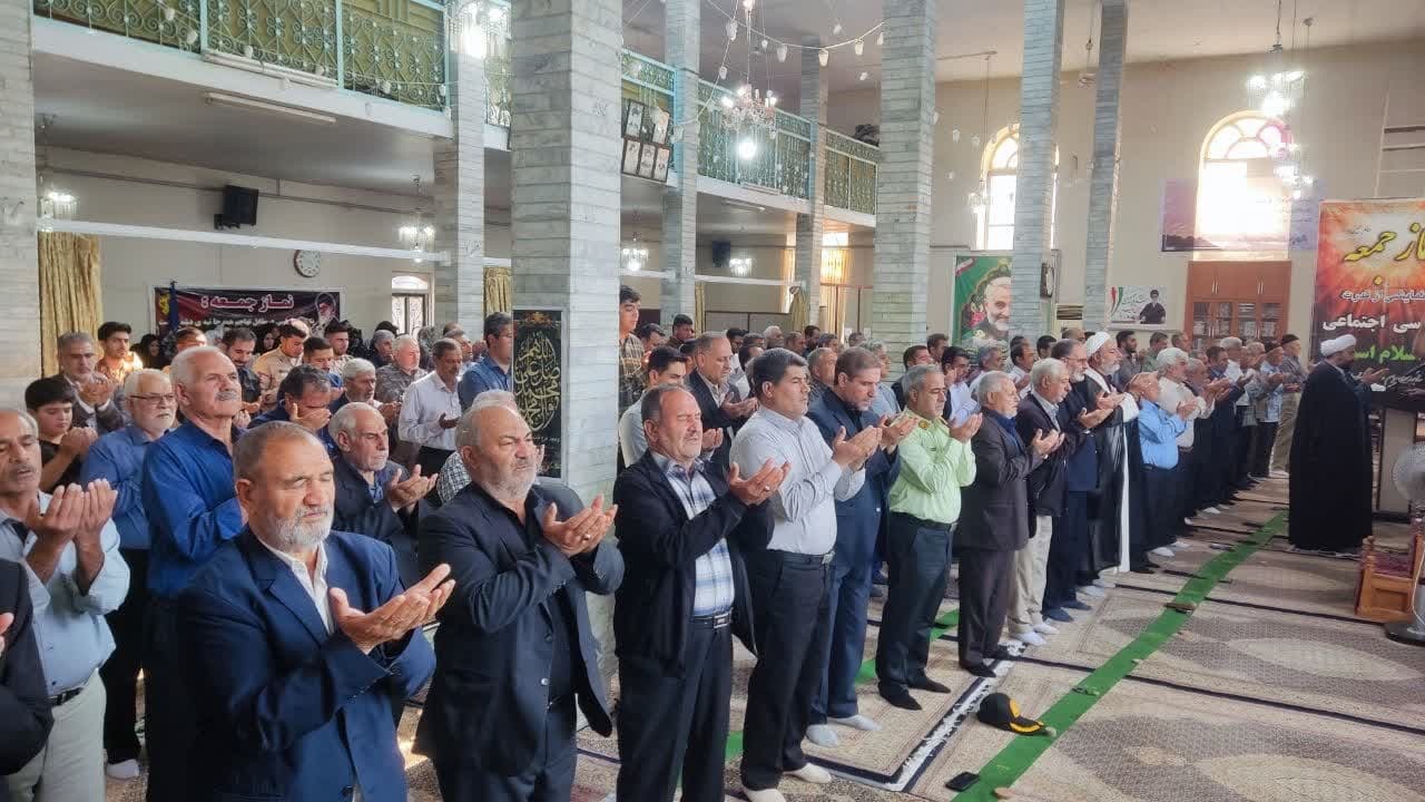 اقامه نماز عید قربان در شهرستان پلدشت