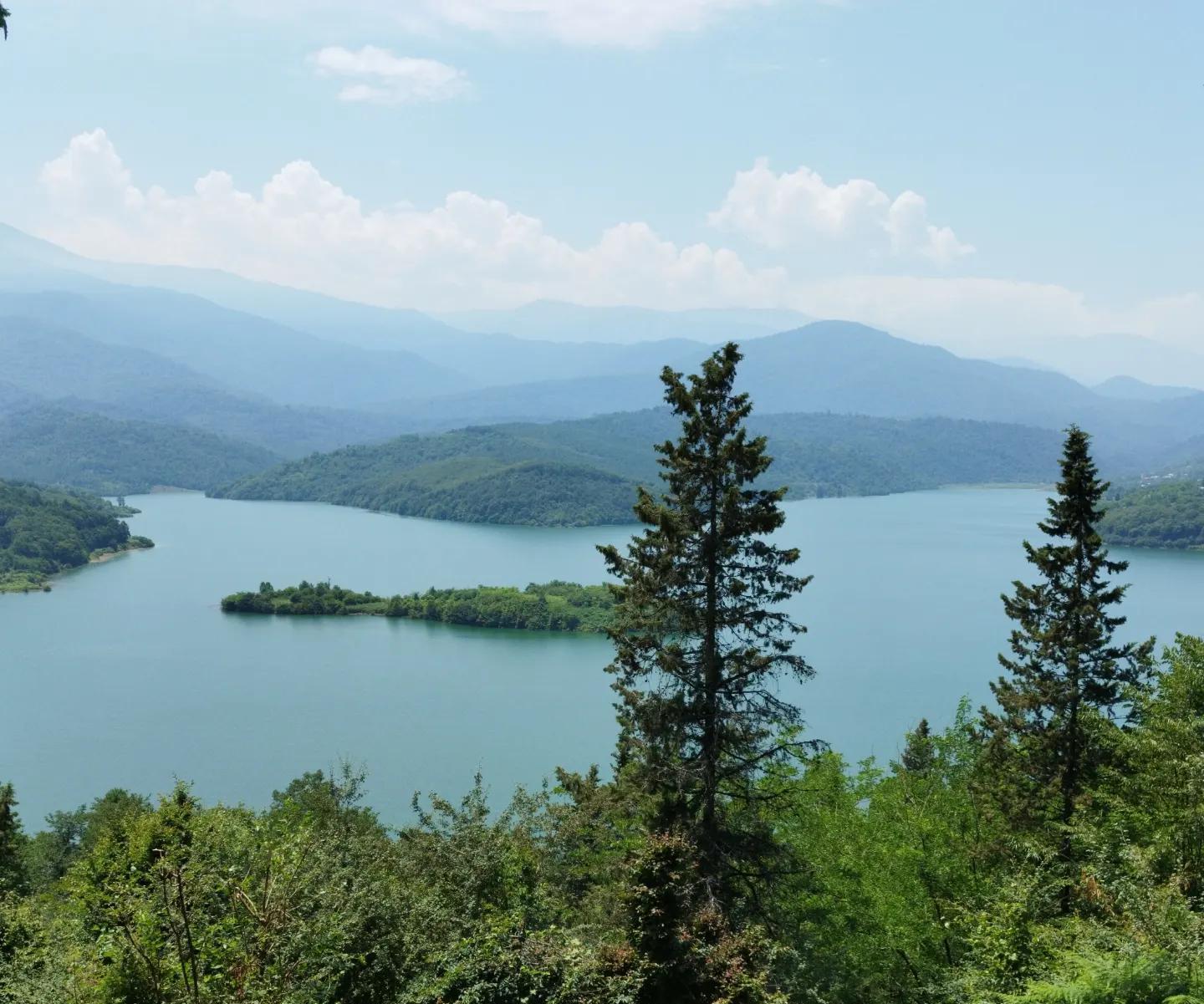 رهاسازی ۲۶ میلیون متر مکعب آب از سد البرز برای مصارف کشاورزی رهاسازی ۲۶ میلیون متر مکعب آب از سد البرز برای مصارف کشاورزی
