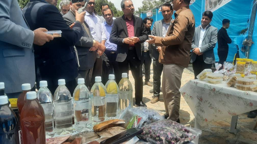 برگزاری نمایشگاه و فروشگاه مشاغل خانگی در جغتای برگزاری نمایشگاه و فروشگاه مشاغل خانگی در جغتای