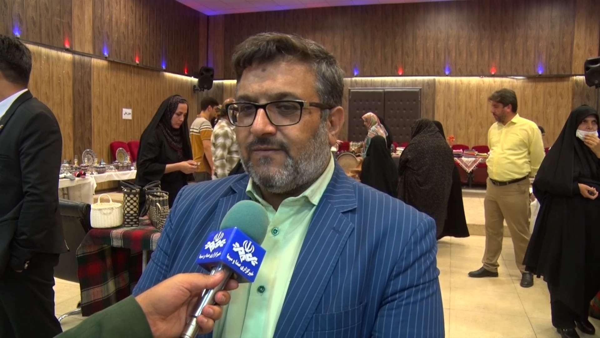 کشف ۲۲۵ کیسه آرد قاچاق در اردستان