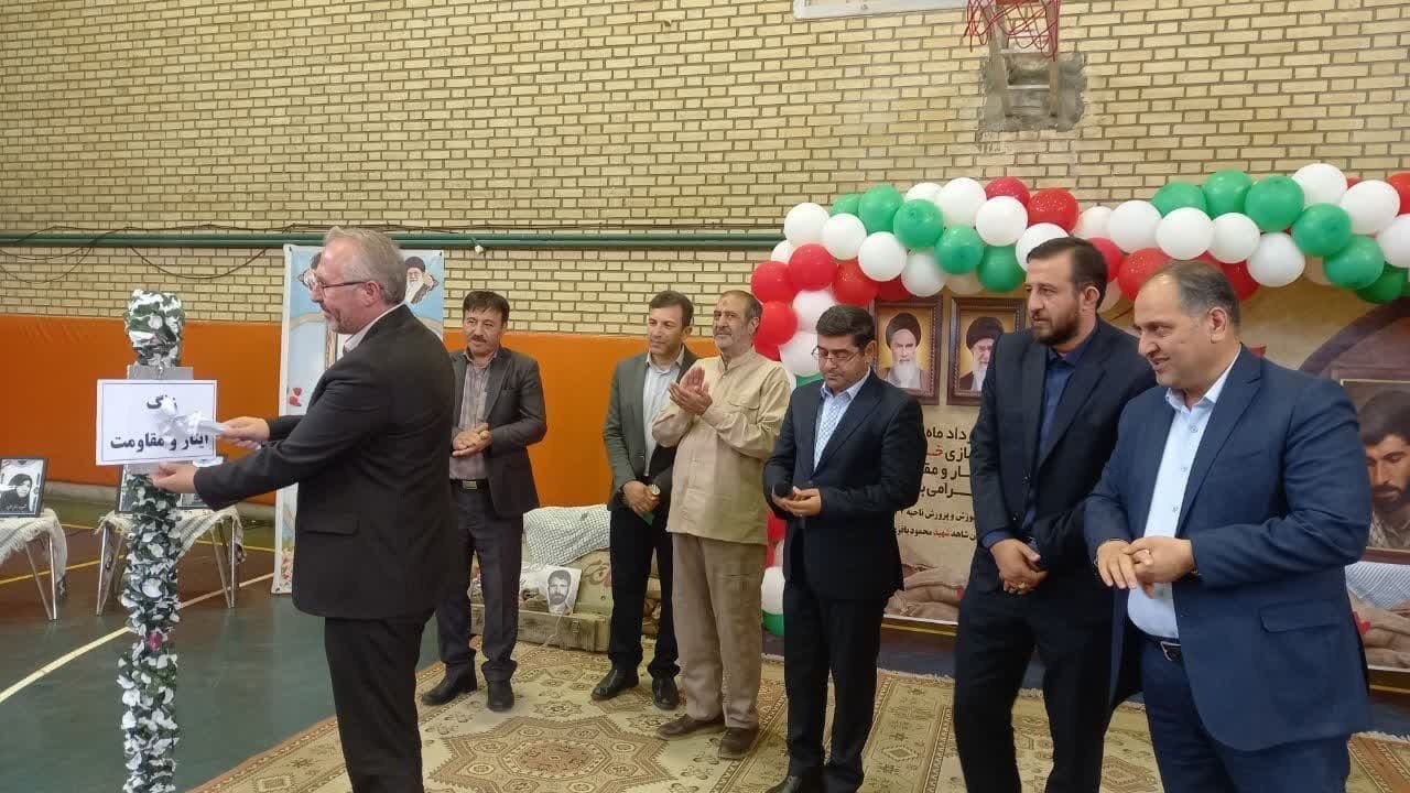 نواختن زنگ ایثار و مقاومت در ارومیه