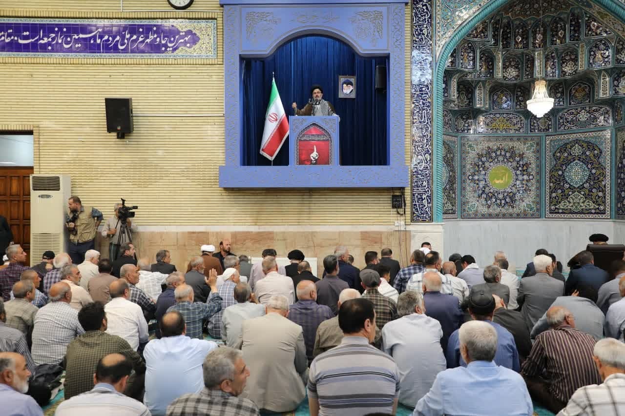 مردم ایران تاپای جان از کشور حفاظت می‌کنند