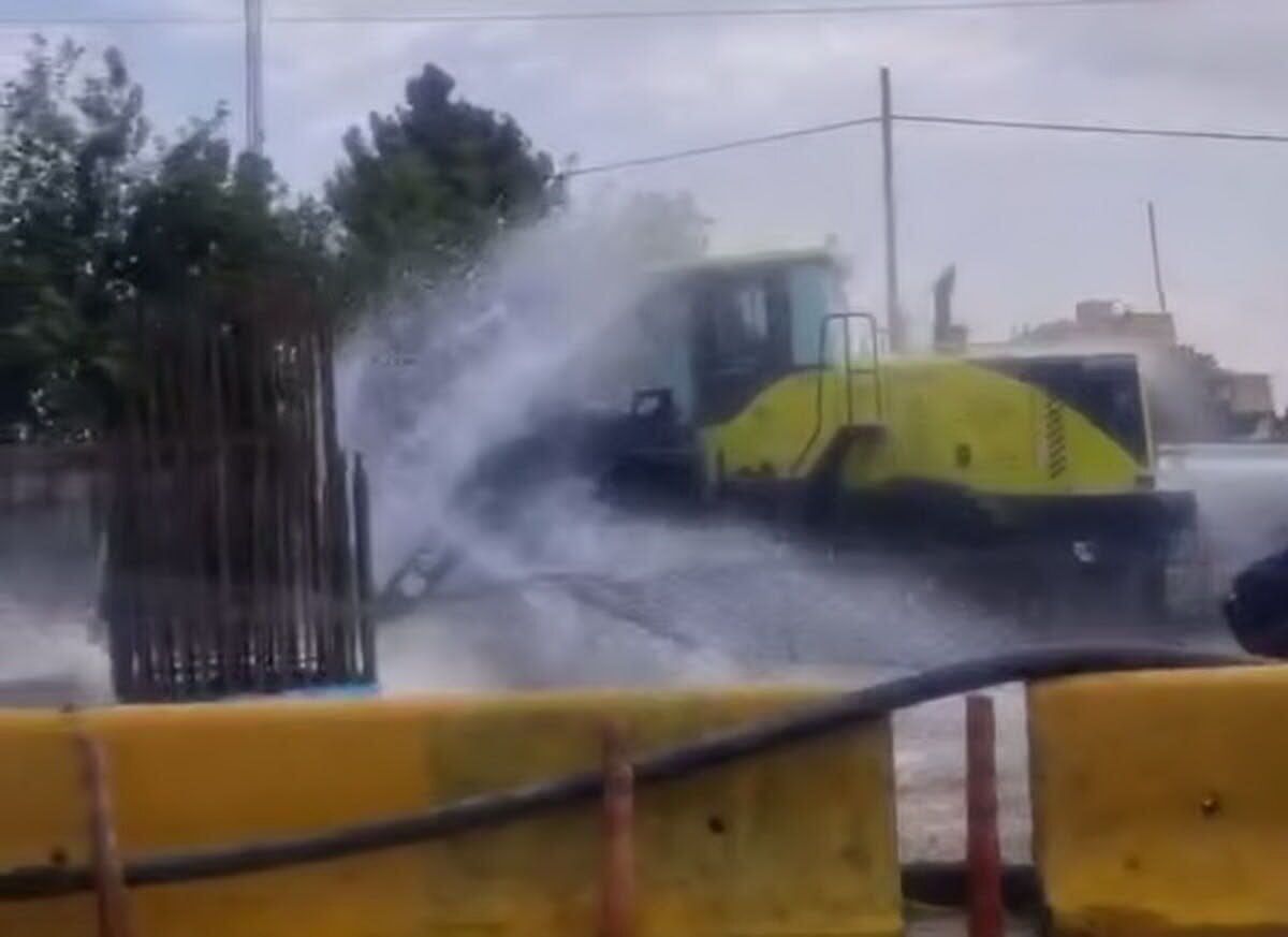 ترکیدگی لوله اصلی آب‌رسانی شمال شرق مشهد و قطع آب منطقه