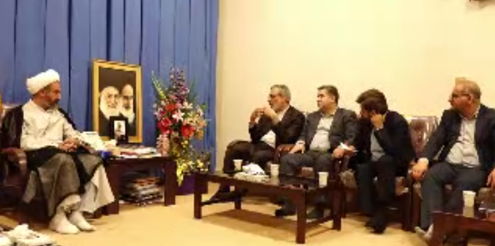 امروز، دشمن افکار عمومی را هدف گرفته است امروز، دشمن افکار عمومی را هدف گرفته است