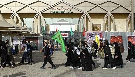 تردد راحت و روان زائران از مرز مهران