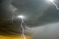رگبار باران گاهی رعد و برق و وزش باد شدید در کرمان