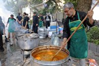 طبخ و توزیع 72 دیگ غذای نذری در بجنورد