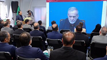 افتتاح بزرگترین نیروگاه خورشیدی کشور در کوهپایه