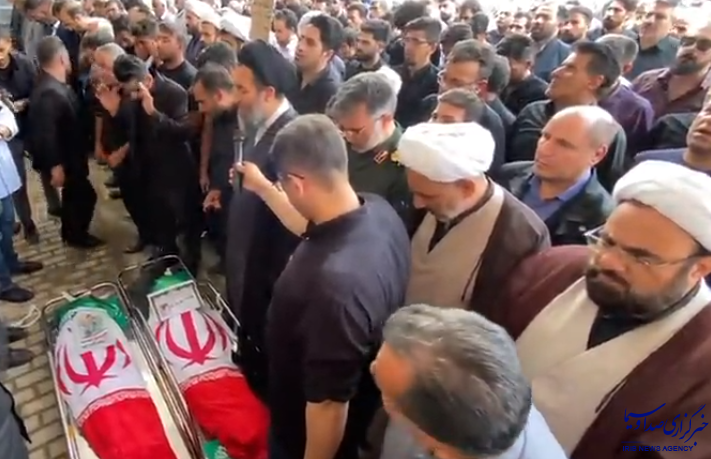 تشییع پیکر کودکان هفت ساله شهید در تبریز