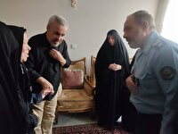 دیدار وزیر دفاع با خانواده سپهبد شهید محمد باقری