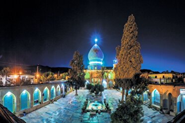 حرم علی بن حمزه ، فیروزه ای در قلب شیراز