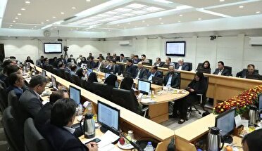 حکمرانی ارزی توسط بانک مرکزی باید اجراشود