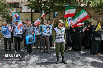 تجمع خانواده‌های شهدا و ایثارگران مقابل دفتر سازمان ملل
