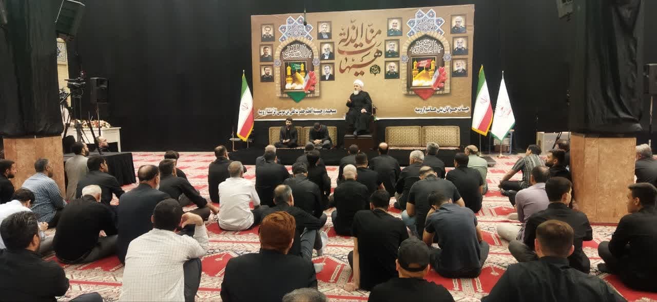 آیین گرامیداشت فرماندهان شهید در ارومیه